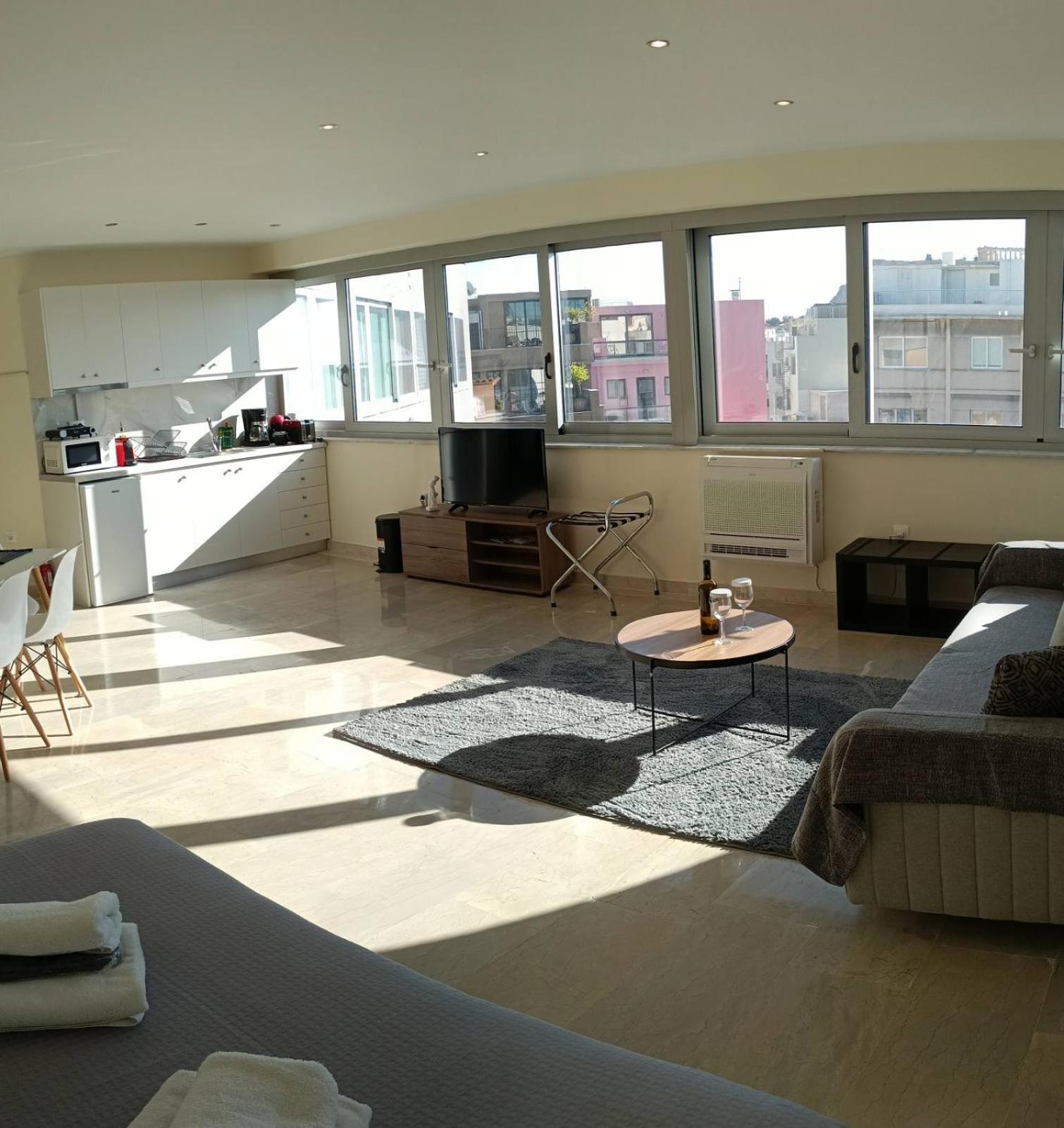 Experience 1 Apartment *